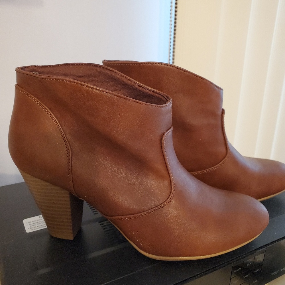 Size 9 Booties